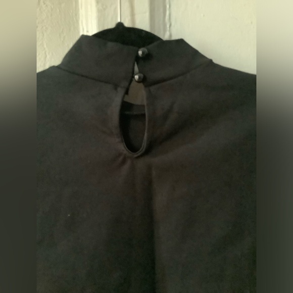 Fashion Nova Ladies 2pc Shorts Set - Picture 4 of 11